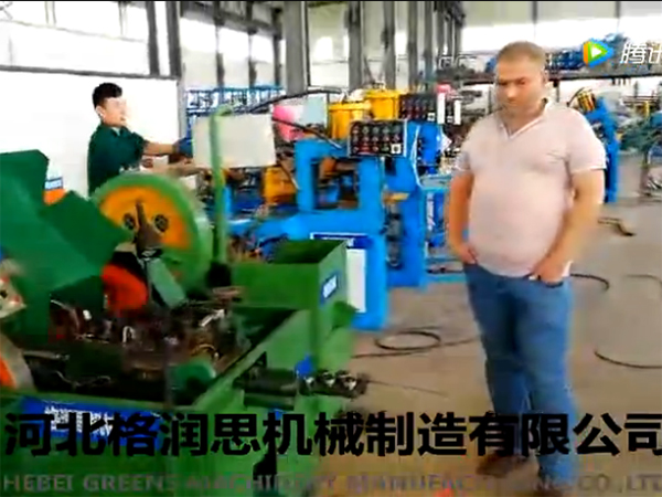 塔吉克斯坦客戶來廠考察打頭機